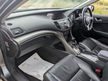 Honda Accord 2.0 i-VTEC EX Saloon 4dr Petrol Auto Euro 5 (156 ps)