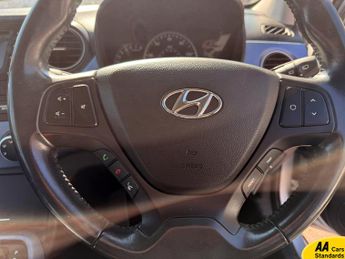 Hyundai i10 1.2 Premium Hatchback 5dr Petrol Auto Euro 6 (87 ps)