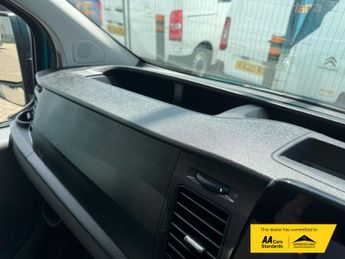 Ford Transit Custom 2.0 340 EcoBlue Trend Panel Van 5dr Diesel Auto L1 H2 Euro 6 (s/