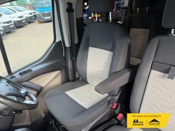 Ford Transit Custom 2.0 TDCi 310 Limited Combi Van 6dr Diesel Automatic L1 H1 (169 g
