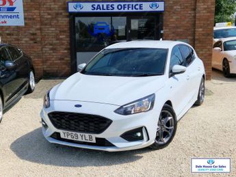 Ford Focus 1.5 EcoBlue ST-Line Hatchback 5dr Diesel Manual Euro 6 (s/s) (12