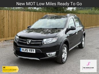 Dacia Sandero 1.5 dCi Laureate Hatchback 5dr Diesel Manual Euro 5 (90 ps)