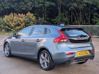 Volvo V40 1.6 T4 SE Lux Nav Hatchback 5dr Petrol Powershift Euro 5 (s/s) (