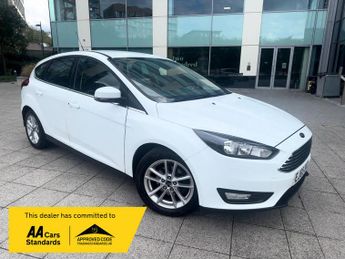 Ford Focus 1.0T EcoBoost Zetec Hatchback 5dr Petrol Manual Euro 6 (s/s) (12