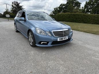 Mercedes E Class 3.0 E350 CDI V6 BlueEfficiency Sport Estate 5dr Diesel G-Tronic 