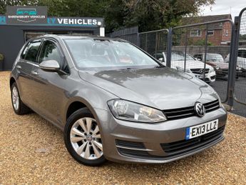 Volkswagen Golf 1.6 TDI BlueMotion Tech SE Hatchback 5dr Diesel DSG Euro 5 (s/s)
