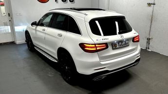 Mercedes-Benz GLC 2.1 GLC220d AMG Line (Premium) SUV 5dr Diesel G-Tronic 4MATIC Eu