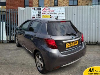 Toyota Yaris 1.5 VVT-h Icon Hatchback 5dr Petrol Hybrid E-CVT Euro 6 (101 ps)