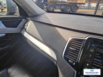Volvo XC90 2.0 D5 PowerPulse Momentum SUV 5dr Diesel Auto 4WD Euro 6 (s/s) 