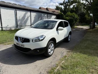 Nissan Qashqai 1.5 dCi Acenta SUV 5dr Diesel Manual 2WD Euro 5 (110 ps)