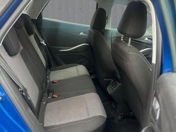 Vauxhall Grandland X 1.2 Turbo GPF SE SUV 5dr Petrol Manual Euro 6 (s/s) (130 ps)