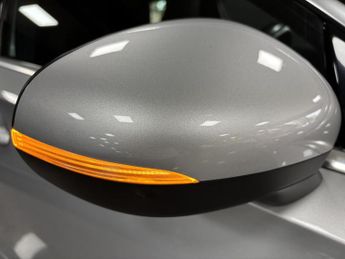 Mercedes-Benz A Class 1.3 A200 AMG Line (Executive) Hatchback 5dr Petrol 7G-DCT Euro 6