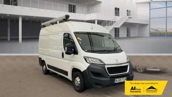 Peugeot Boxer 2.2 BlueHDi 335 Professional Panel Van 5dr Diesel Manual L2 H2 E
