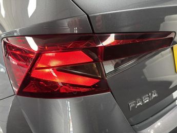 Skoda Fabia 1.0 TSI SE Comfort Hatchback 5dr Petrol DSG Euro 6 (s/s) (110 ps