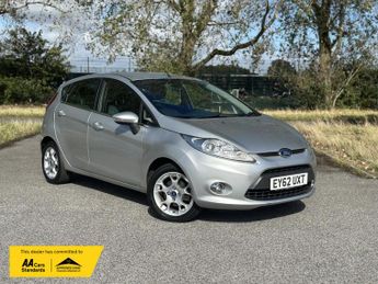 Ford Fiesta 1.4 TDCi DPF Zetec Hatchback 5dr Diesel Manual (104 g/km, 69 bhp