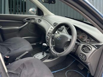 Ford Focus 1.6i 16v Zetec Hatchback 5dr Petrol Automatic (192 g/km, 99 bhp)