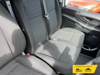 Mercedes-Benz eVito 114 e 41kWh Pure Panel Van 5dr Electric Auto FWD L2 (LWB) (115 p