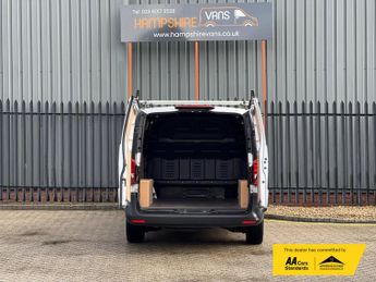 Mercedes-Benz eVito 114 e 41kWh Pure Panel Van 5dr Electric Auto FWD L2 (LWB) (115 p