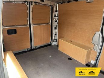 Mercedes-Benz eVito 114 e 41kWh Pure Panel Van 5dr Electric Auto FWD L2 (LWB) (115 p