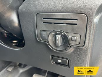 Mercedes-Benz eVito 114 e 41kWh Pure Panel Van 5dr Electric Auto FWD L2 (LWB) (115 p