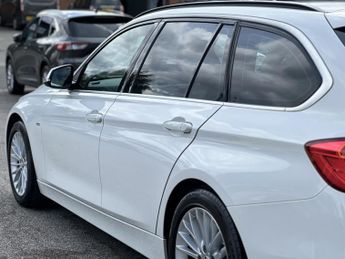 BMW 3 Series 2.0 320i Luxury Touring 5dr Petrol Auto Euro 6 (s/s) (184 ps)