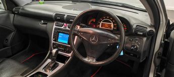 Mercedes-Benz C Class 3.2 C320 Limited Edition Coupe 2dr Petrol Automatic (254 g/km, 2