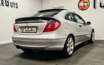 Mercedes-Benz C Class 3.2 C320 Limited Edition Coupe 2dr Petrol Automatic (254 g/km, 2