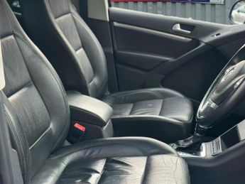 Volkswagen Tiguan 2.0 TSI Match SUV 5dr Petrol DSG 4WD Euro 5 (180 ps)