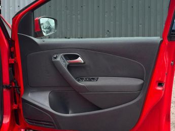 Volkswagen Polo 1.2 TSI BlueMotion Tech SE Design Hatchback 3dr Petrol DSG Euro 