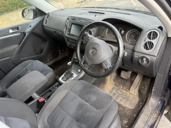 Volkswagen Tiguan 2.0 TDI BlueMotion Tech Match Edition SUV 5dr Diesel DSG 4WD Eur