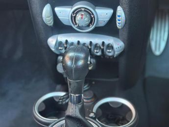 MINI Hatch 1.6 Cooper S Hatchback 3dr Petrol Steptronic Euro 4 (175 ps)