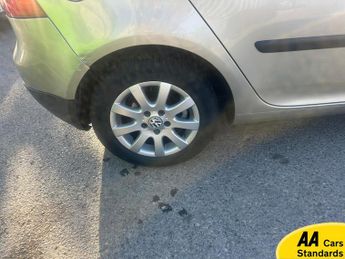 Volkswagen Golf 1.6 FSI SE Hatchback 5dr Petrol Automatic (178 g/km, 113 bhp)