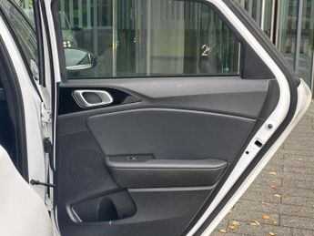 Kia ProCeed 1.5 T-GDi GT-Line Shooting Brake 5dr Petrol DCT Euro 6 (s/s) (15