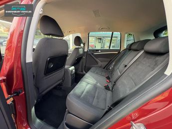 Volkswagen Tiguan 2.0 TDI BlueMotion Tech Match SUV 5dr Diesel DSG 4WD Euro 5 (s/s