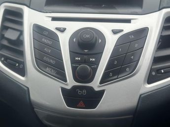 Ford Fiesta 1.4 Zetec Hatchback 3dr Petrol Automatic (154 g/km, 94 bhp)