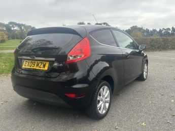 Ford Fiesta 1.4 Zetec Hatchback 3dr Petrol Automatic (154 g/km, 94 bhp)