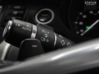 Land Rover Discovery Sport 2.0 TD4 SE Tech SUV 5dr Diesel Auto 4WD Euro 6 (s/s) (180 ps)