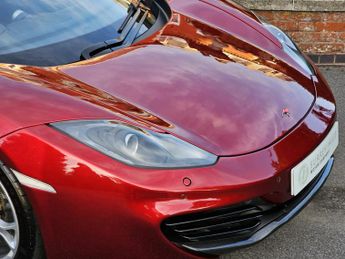 McLaren 12C 3.8T V8 Coupe 2dr Petrol SSG Euro 5 (625 ps)