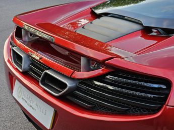 McLaren 12C 3.8T V8 Coupe 2dr Petrol SSG Euro 5 (625 ps)