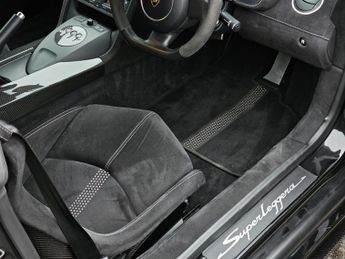 Lamborghini Gallardo 5.2 V10 LP 570-4 Superleggera Coupe 2dr Petrol EGear 4WD Euro 5 