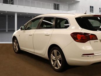 Vauxhall Astra 1.6 16V SRi Sports Tourer 5dr Petrol Auto Euro 5 (115 ps)