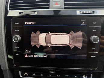 Volkswagen Golf 2.0 TDI GTD BlueLine Estate 5dr Diesel DSG Euro 6 (s/s) (184 ps)