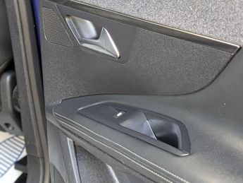 Peugeot 3008 1.2 PureTech GPF Allure SUV 5dr Petrol EAT Euro 6 (s/s) (130 ps)