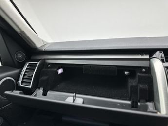 Land Rover Discovery 2.0 SD4 HSE Luxury SUV 5dr Diesel Auto 4WD Euro 6 (s/s) (240 ps)