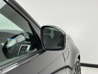 Land Rover Discovery 2.0 SD4 HSE Luxury SUV 5dr Diesel Auto 4WD Euro 6 (s/s) (240 ps)