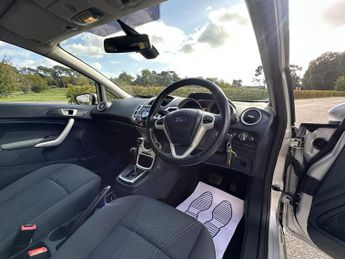 Ford Fiesta 1.4 Titanium Hatchback 3dr Petrol Automatic (154 g/km, 94 bhp)