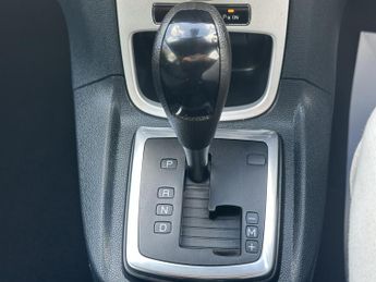 Ford Fiesta 1.4 Titanium Hatchback 3dr Petrol Automatic (154 g/km, 94 bhp)