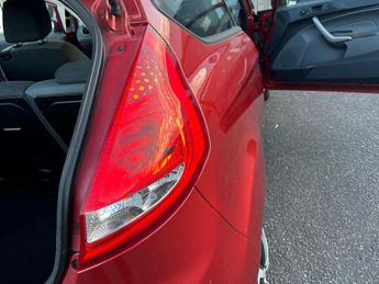 Ford Fiesta 1.4 Style + Hatchback 3dr Petrol Automatic (154 g/km, 94 bhp)