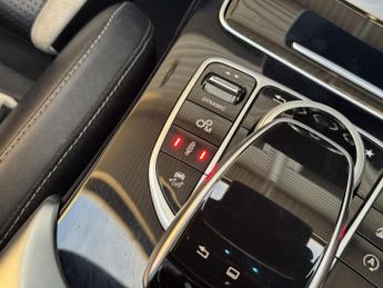 Mercedes-Benz C Class 4.0 C63 V8 BiTurbo AMG S (Premium) SpdS MCT Euro 6 (s/s) 4dr