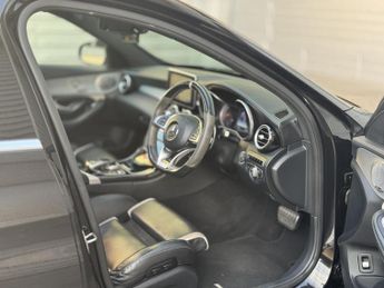 Mercedes-Benz C Class 4.0 C63 V8 BiTurbo AMG S (Premium) SpdS MCT Euro 6 (s/s) 4dr